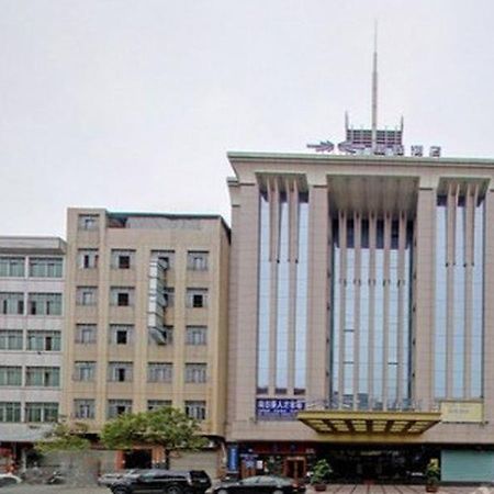 Starway Hotel Guangzhou Xintang Branch Exterior photo